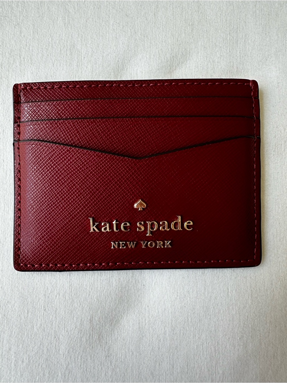 Kate Spade Staci Small Slim Leather Cardholder in Cherrywood Red